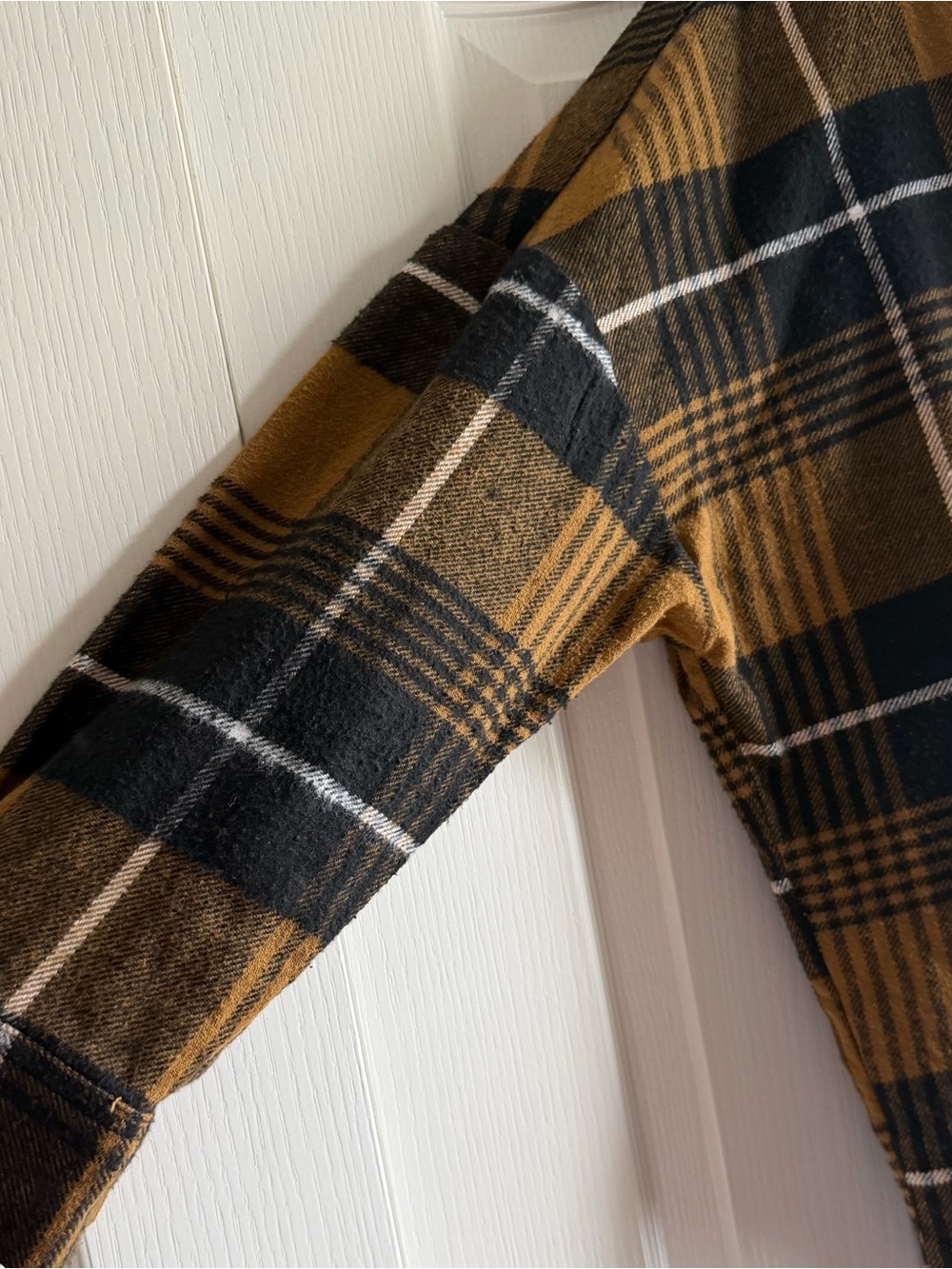 French Connection Flannel Rhodes Oversized Plaid Shirt Shacket - Picture 4 of 7